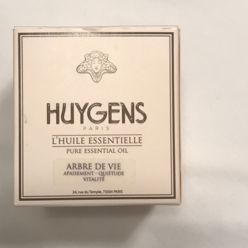 Huygens L’Huile Essentielle. Pure essential oil.